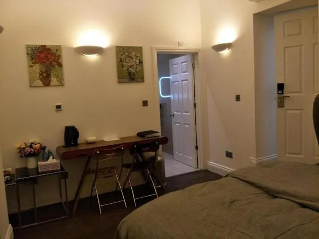 Lovet Homestay London
